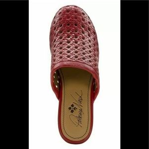 Women Patricia Nash leather Wood Lorena Mules Red
